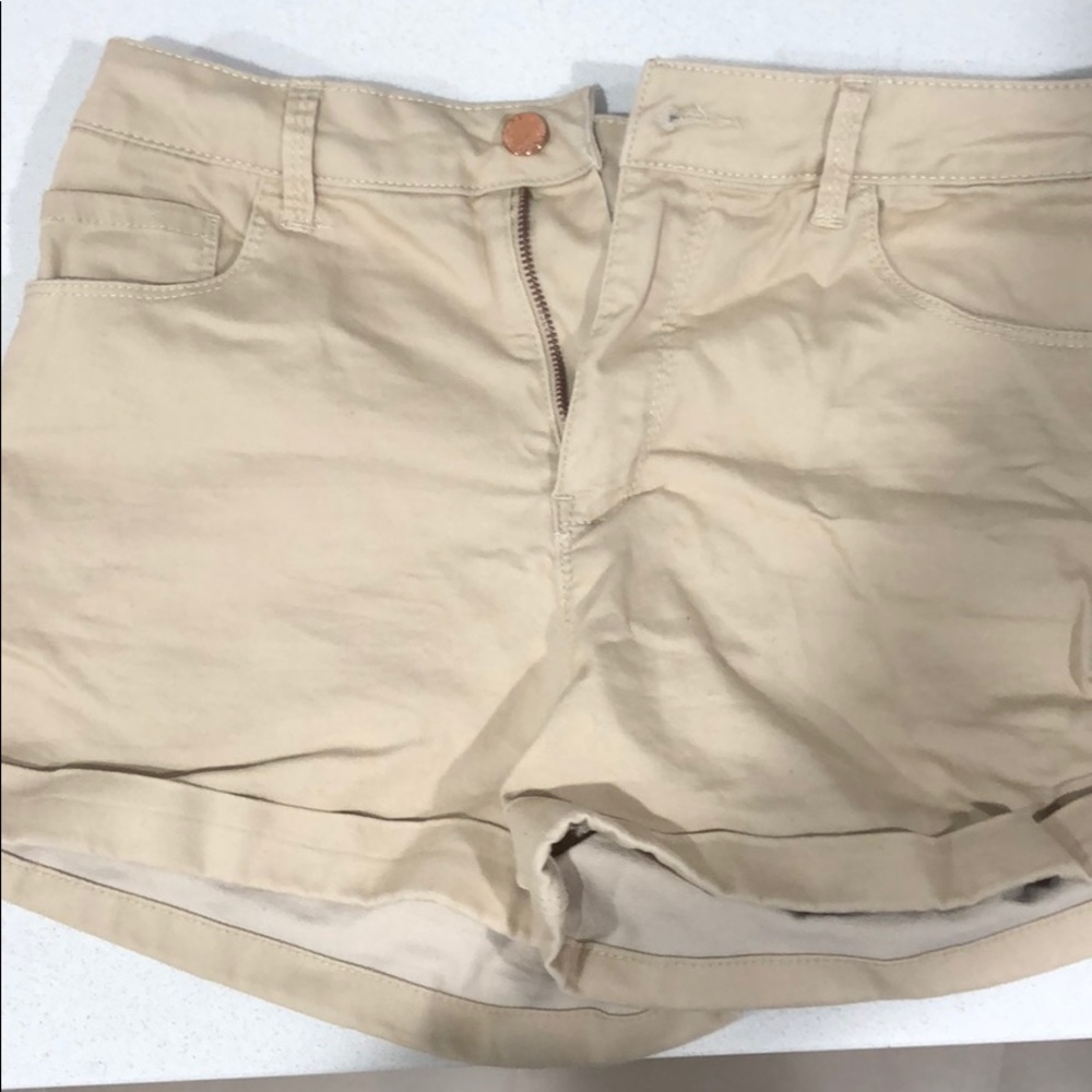 Forever 21 High Waisted Beige Shorts. Size 29.